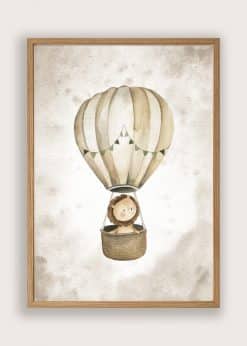 Løve I Luftballon Beige Baggrund Plakat